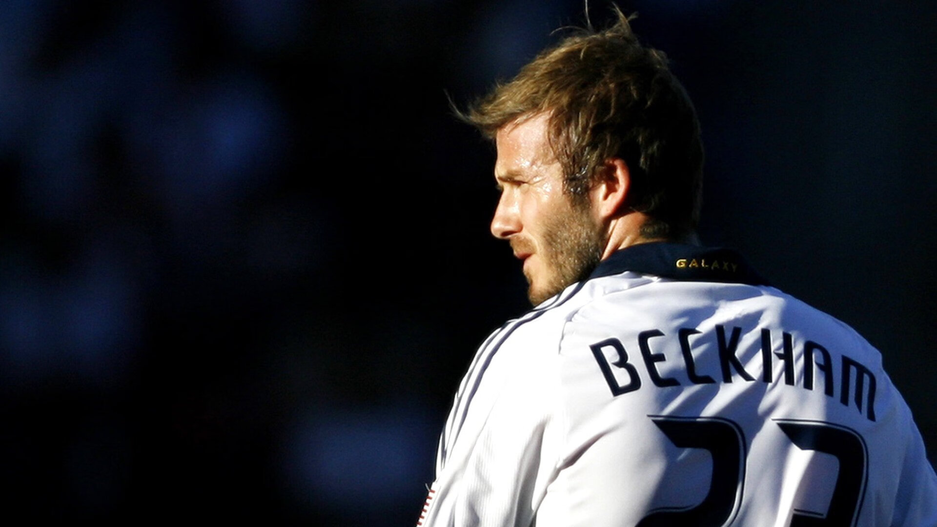 洛杉矶湖人晋级西部决赛，詹姆斯表现出色，洛杉矶湖人队总决赛